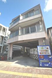 ＪＲ大阪環状線京橋駅まで徒歩8分