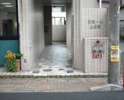 エミール上本町