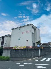 小田急小田原線東海大学前駅まで徒歩22分