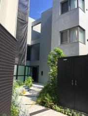 UVAS池袋 UVAS池袋