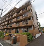 京王相模原線南大沢駅までバス約17分 徒歩6分