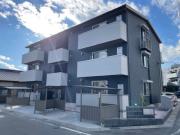 トリシア東口