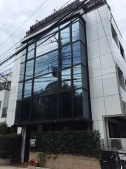 プラザカネコ