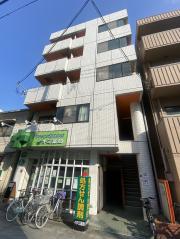 地下鉄中央線朝潮橋駅まで徒歩2分