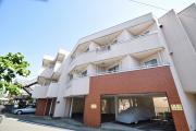 小田急小田原線本厚木駅までバス約15分 徒歩5分