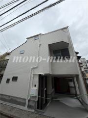 東急田園都市線駒沢大学駅まで徒歩4分