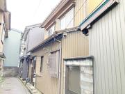 高岡市中川本町戸建