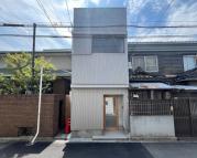 タウンハウス13号