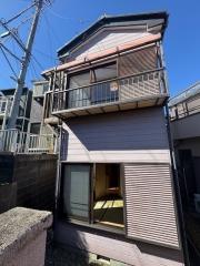 坂本1丁目貸家