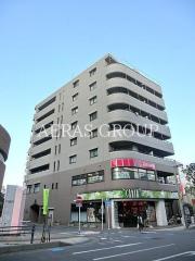 ラヴィータ谷塚駅前I