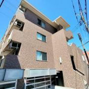 東武伊勢崎・大師線獨協大学前駅まで徒歩19分