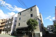 地下鉄七隈線六本松駅まで徒歩8分