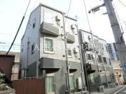 東京メトロ日比谷線北千住駅まで徒歩8分