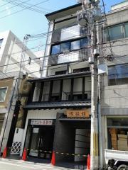 燦祿館