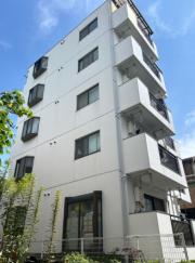 小田急小田原線読売ランド前駅まで徒歩5分