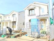 ヴィルヌーブ A棟