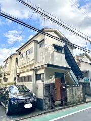 房間荘