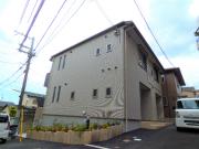 サクラアカサカ
