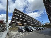 高津橋農住団地A棟