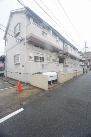 ＪＲ鹿児島本線九産大前駅まで徒歩16分