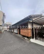 門真市新橋町テラスハウス