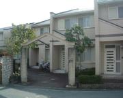 近鉄難波・奈良線東生駒駅まで徒歩22分