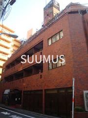 東京メトロ丸ノ内線新宿御苑前駅まで徒歩7分