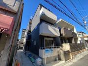 東京メトロ日比谷線北千住駅まで徒歩11分