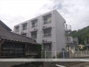 ＪＲ紀勢本線紀三井寺駅までバス約15分 徒歩12分