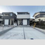 マイホームネクスト小室町 2号棟