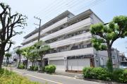 阪急千里線千里山駅まで徒歩27分