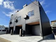 トラストハウス