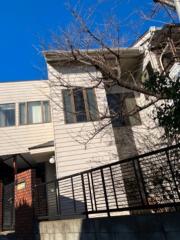 小田急小田原線新百合ヶ丘駅までバス約17分 徒歩3分