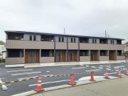 ＪＲ東海道本線二宮駅までバス約17分 徒歩5分