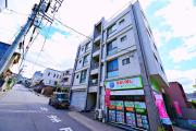ＪＲ山陽本線向洋駅まで徒歩12分