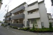 京王線千歳烏山駅まで徒歩15分