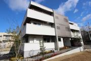 ソワニエ千里藤白台
