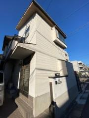 石川町2丁目の家