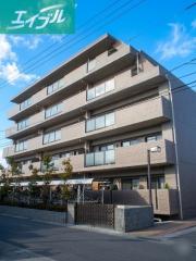 ファミール伊島