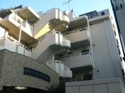 西武拝島線武蔵砂川駅まで徒歩8分