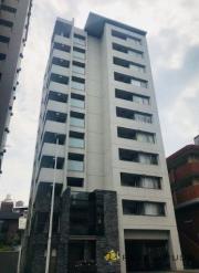 西鉄天神大牟田線西鉄平尾駅まで徒歩3分