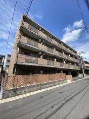 近鉄難波・奈良線八戸ノ里駅まで徒歩6分