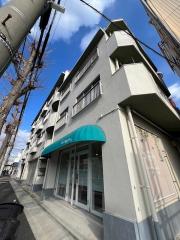 ＪＲ山陽本線垂水駅までバス約13分 徒歩2分