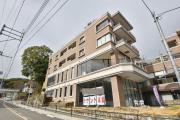 地下鉄七隈線薬院大通駅まで徒歩13分