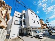 阪急宝塚線岡町駅まで徒歩18分