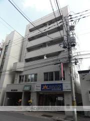 地下鉄東西線西１８丁目駅まで徒歩2分