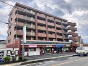 東武伊勢崎・大師線獨協大学前駅まで徒歩9分