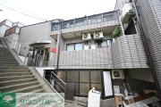 東京メトロ千代田線代々木公園駅まで徒歩10分