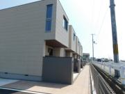 ＪＲ山陽本線姫路駅まで徒歩16分