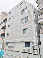 東京メトロ丸ノ内線中野坂上駅まで徒歩8分